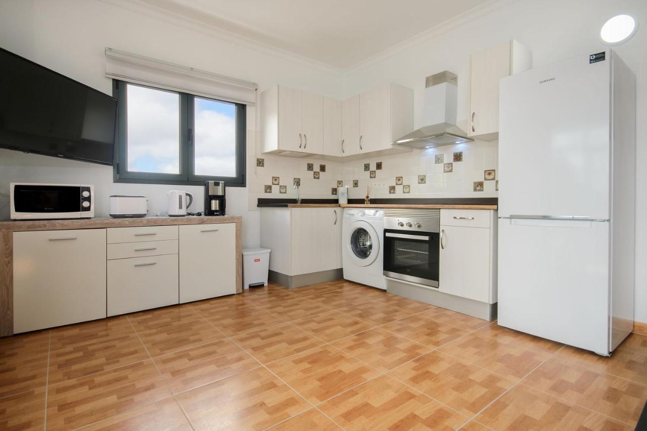 Apartamento Ye Apartment Haría Екстериор снимка